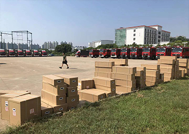 山东澳门新葡京官网14套液压破拆工具组交付某公安总队。